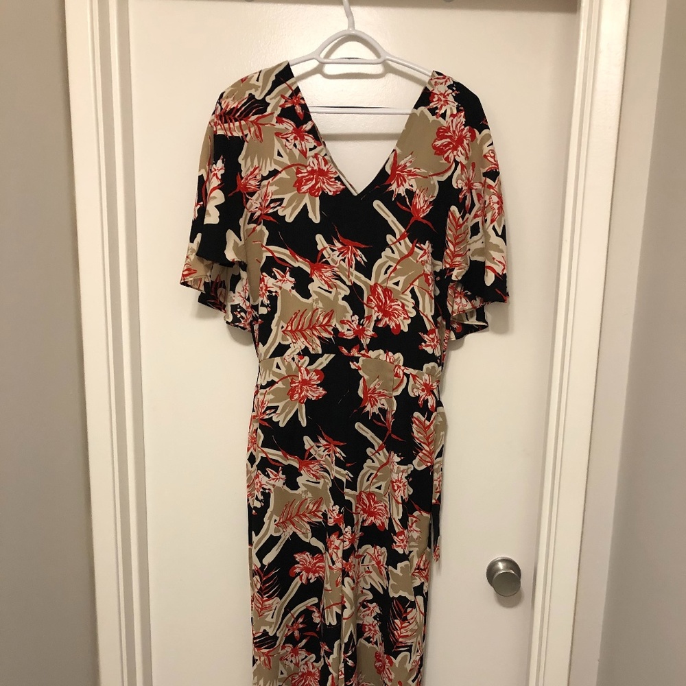 Jumpsuit with a flower pattern